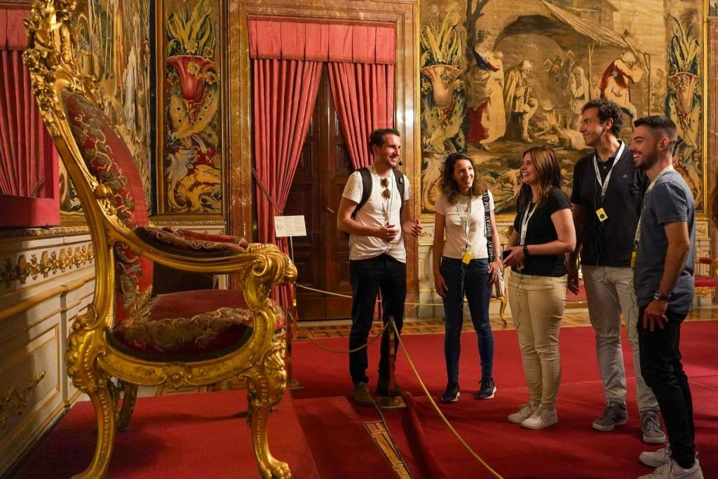 마드리드 왕궁 가이드 투어