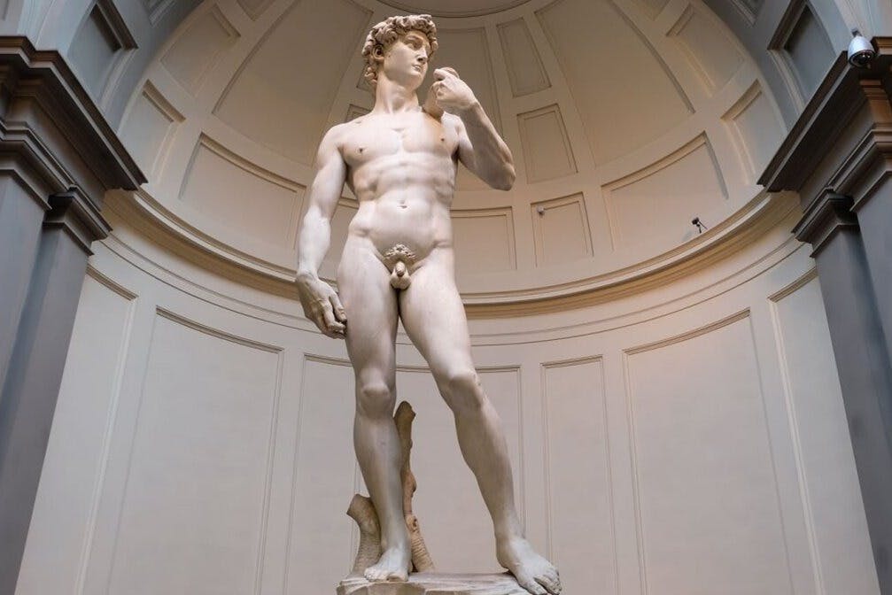 데이비드 조각상