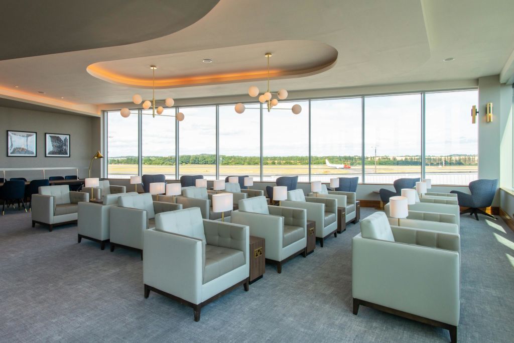 에든버러 공항 - 플라자 프리미엄 라운지 (출국장)