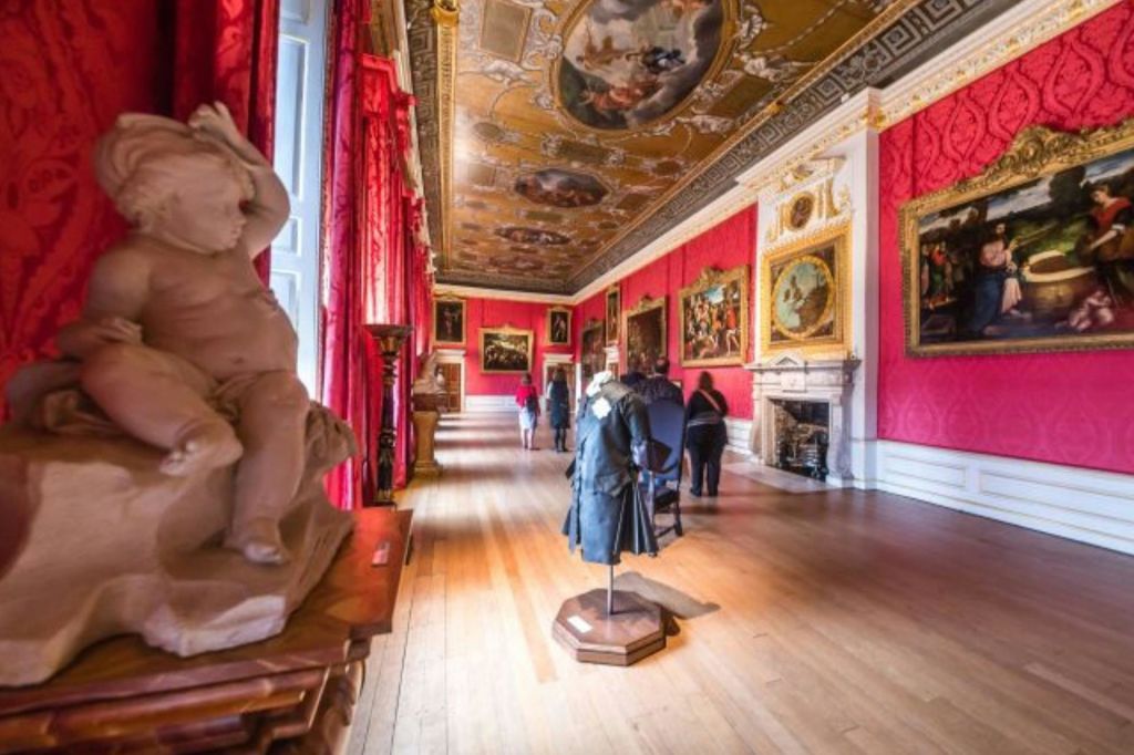 켄싱턴 궁전 내부