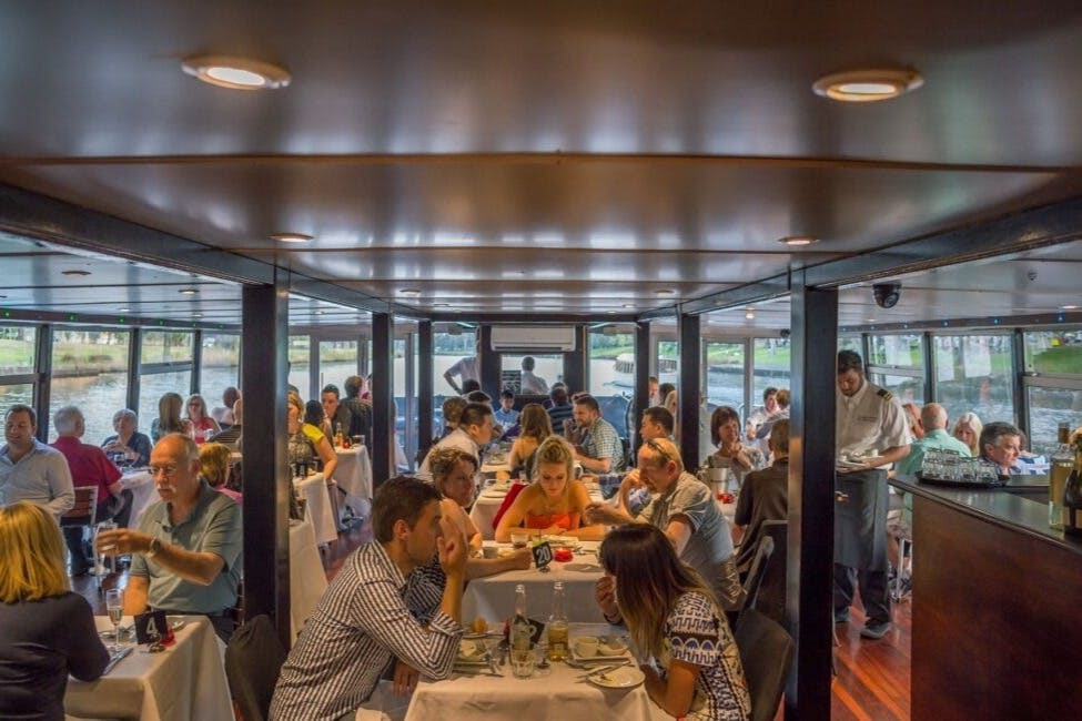 스피릿 오브 멜버른 점심 포함 크루즈