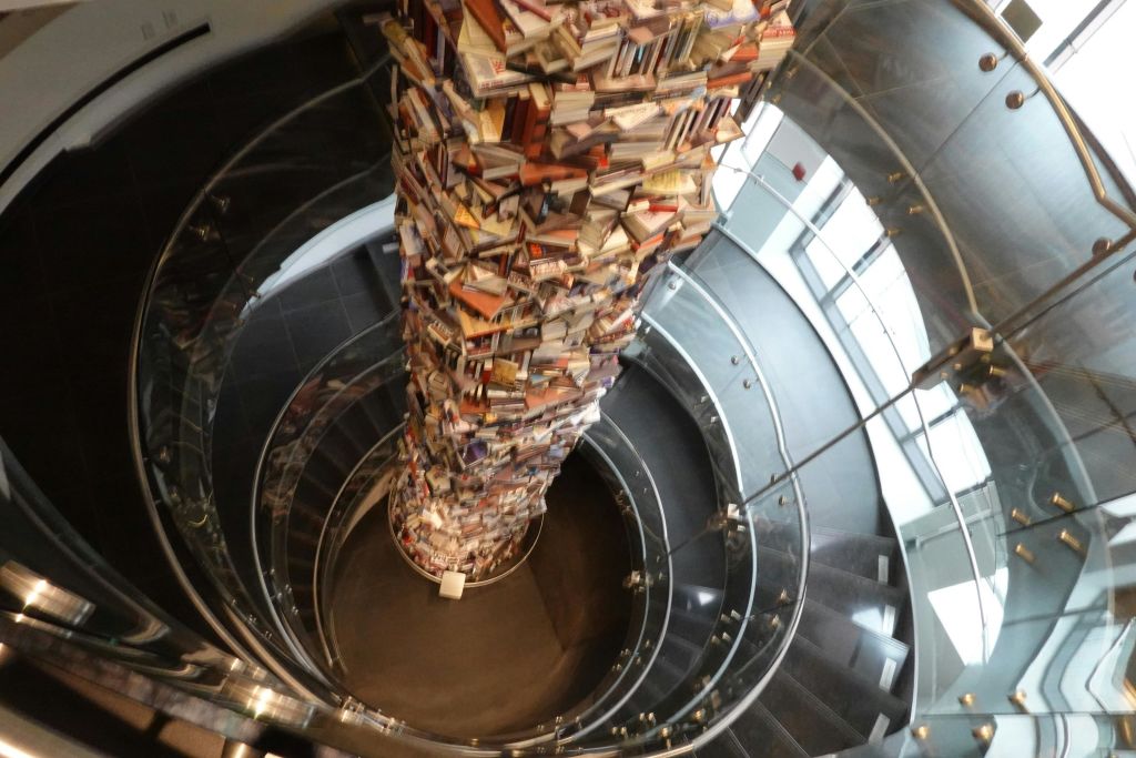 링컨 대통령에 관한 책 탑