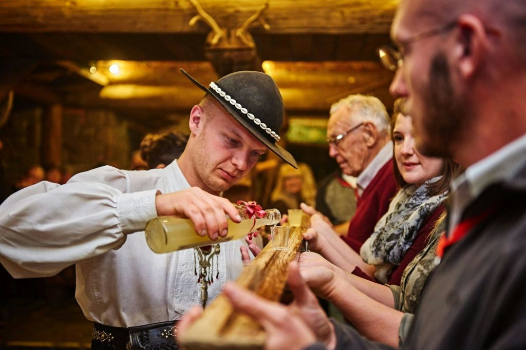 폴란드 민속 공연