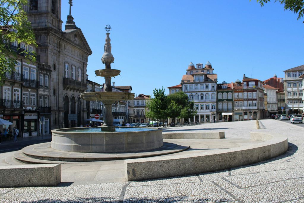 브라가와 기마랑이스