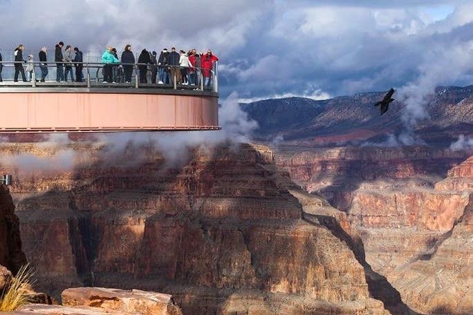 라스베이거스에서 출발하는 웨스트그랜드캐니언 일일 투어