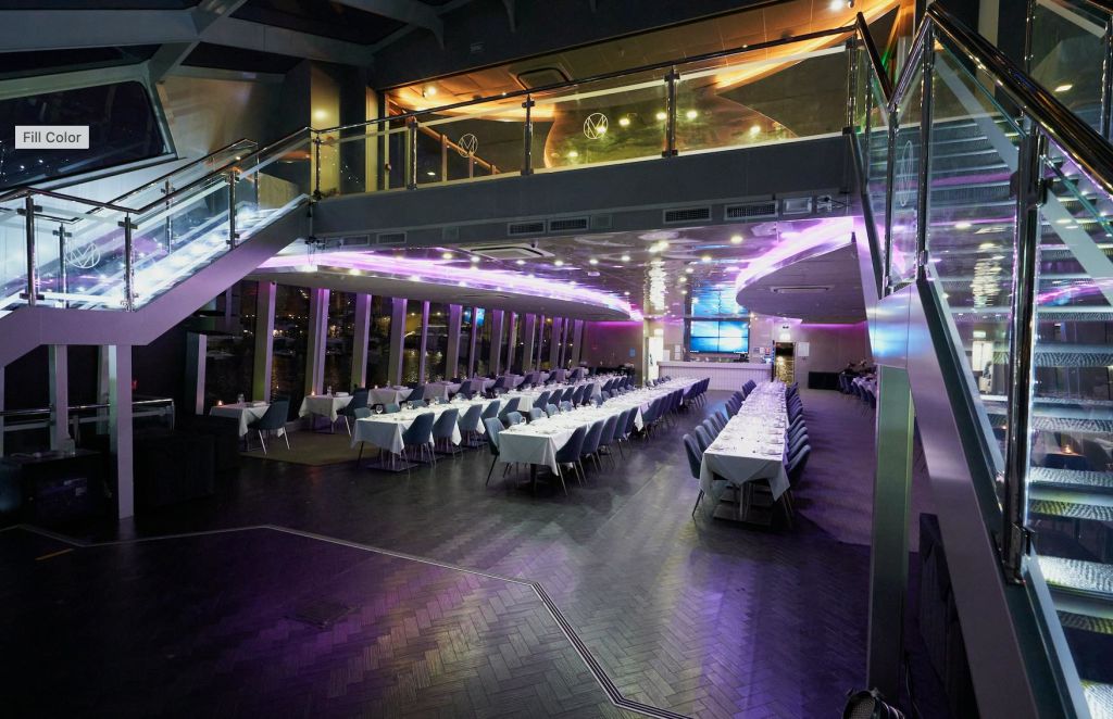 시드니: 생생한 시드니 클리어뷰에서 즐기는 유리 보트 디너 보트 투어