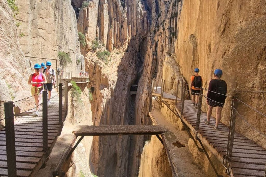 카미니토 엘 레이와 기발한 지질학적 지층