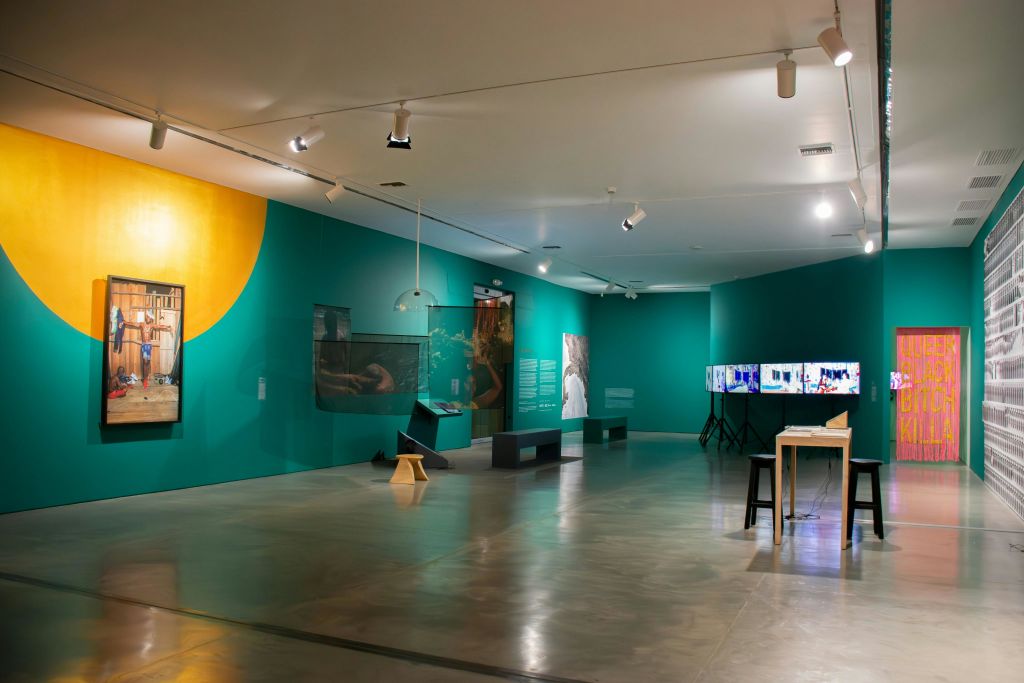 태평양의 태양을 만나는 데사피아르 전시회