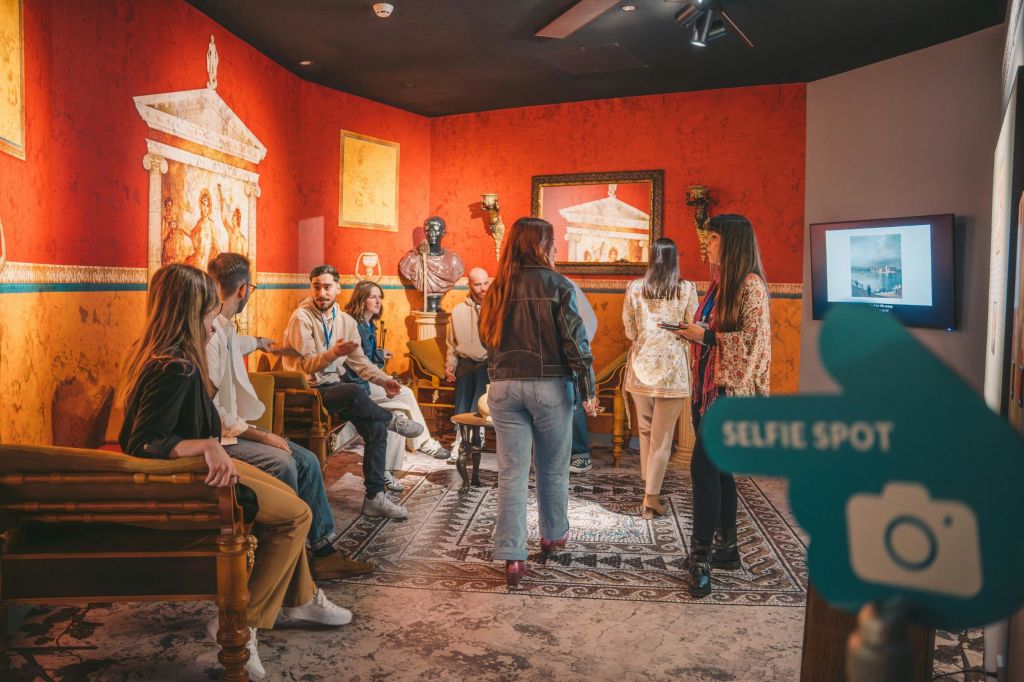 와우 방탈출 게임 - 미션 세이브 더 뮤지엄