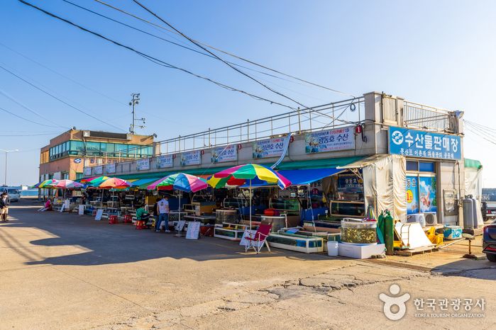 몽산포 어촌계 수산 시장