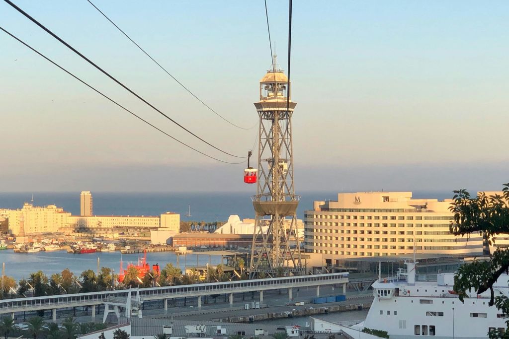 산에서 바라본 풍경