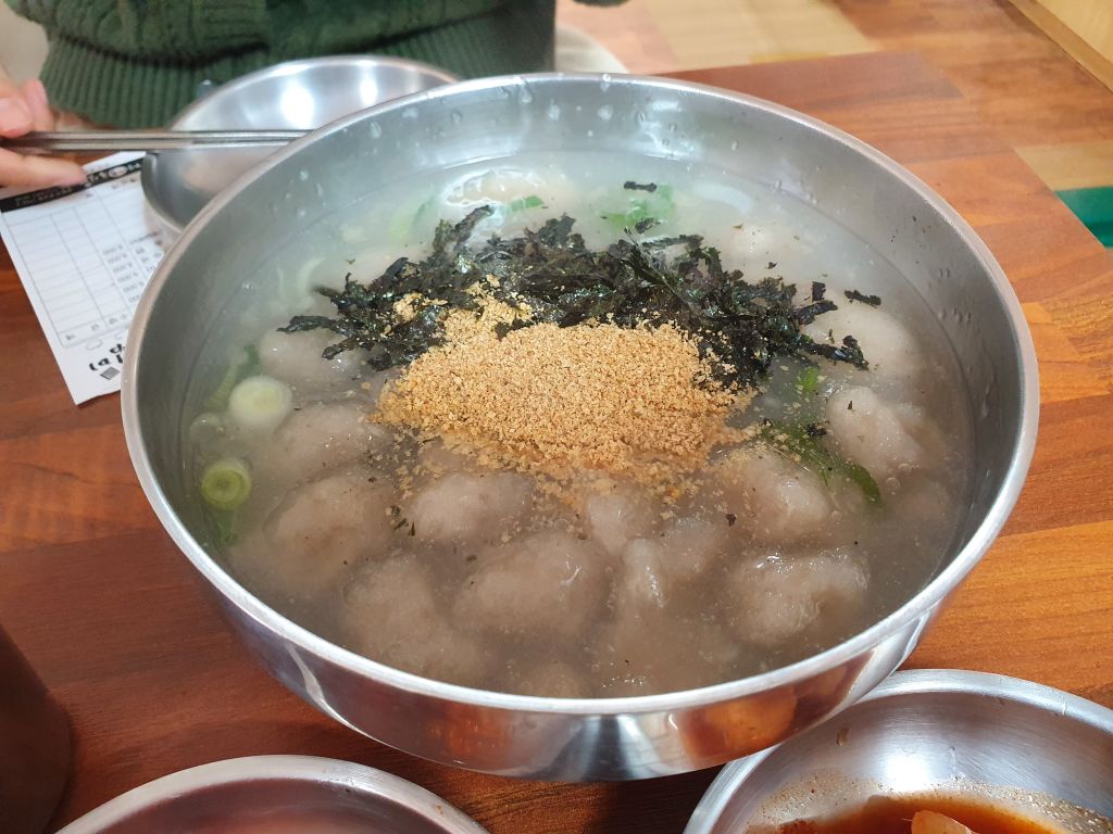재방문을 부르는 강릉 찐맛집
