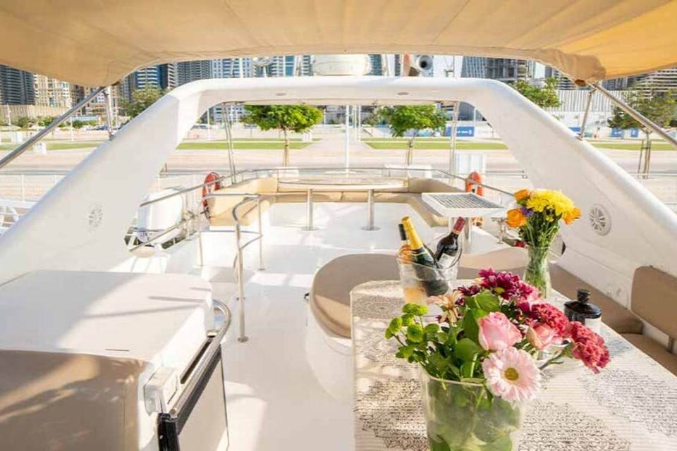 61피트 럭셔리 요트 전세 - 실버크리크