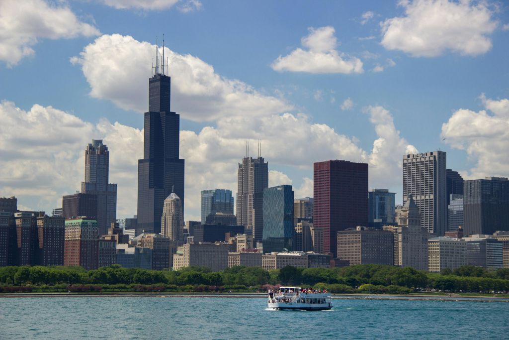 도시 전체에서 최고의 전망과 사진 촬영 기회를 누리세요.