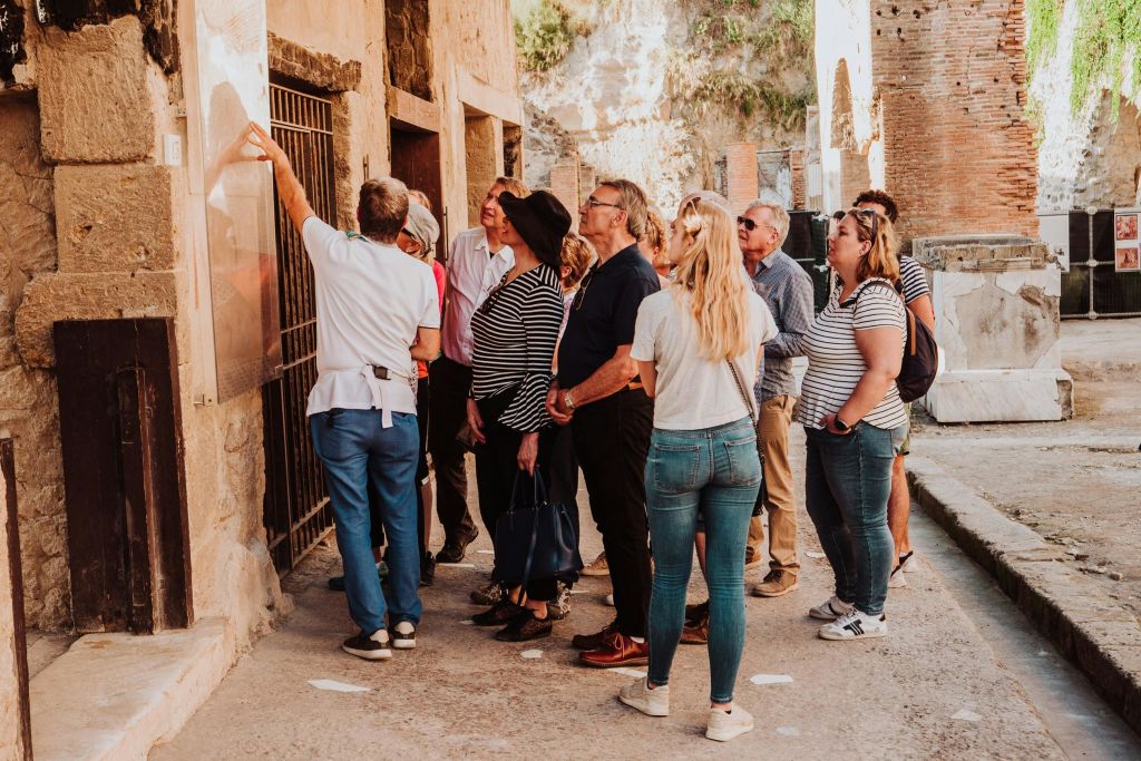 가이드 및 여행자