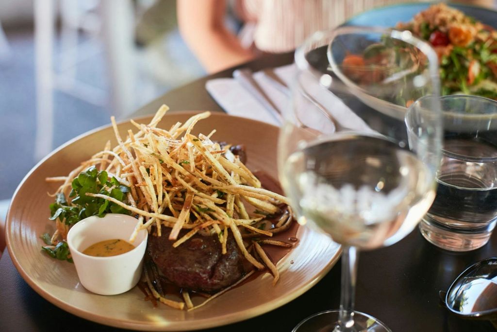 2코스 점심 식사