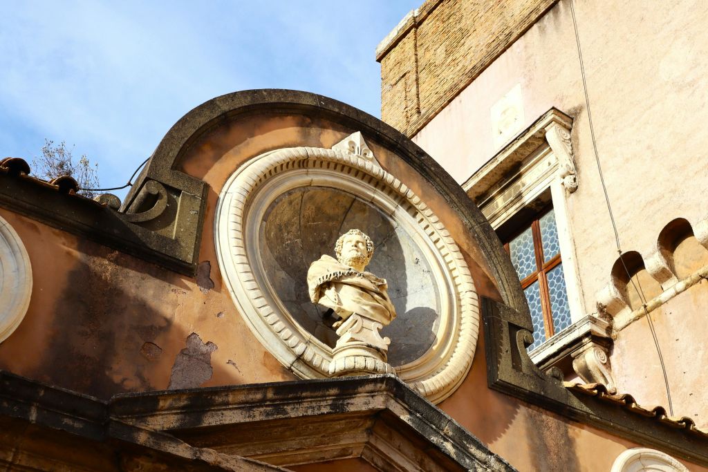 텍스트는 이미 영어로 되어 있습니다.