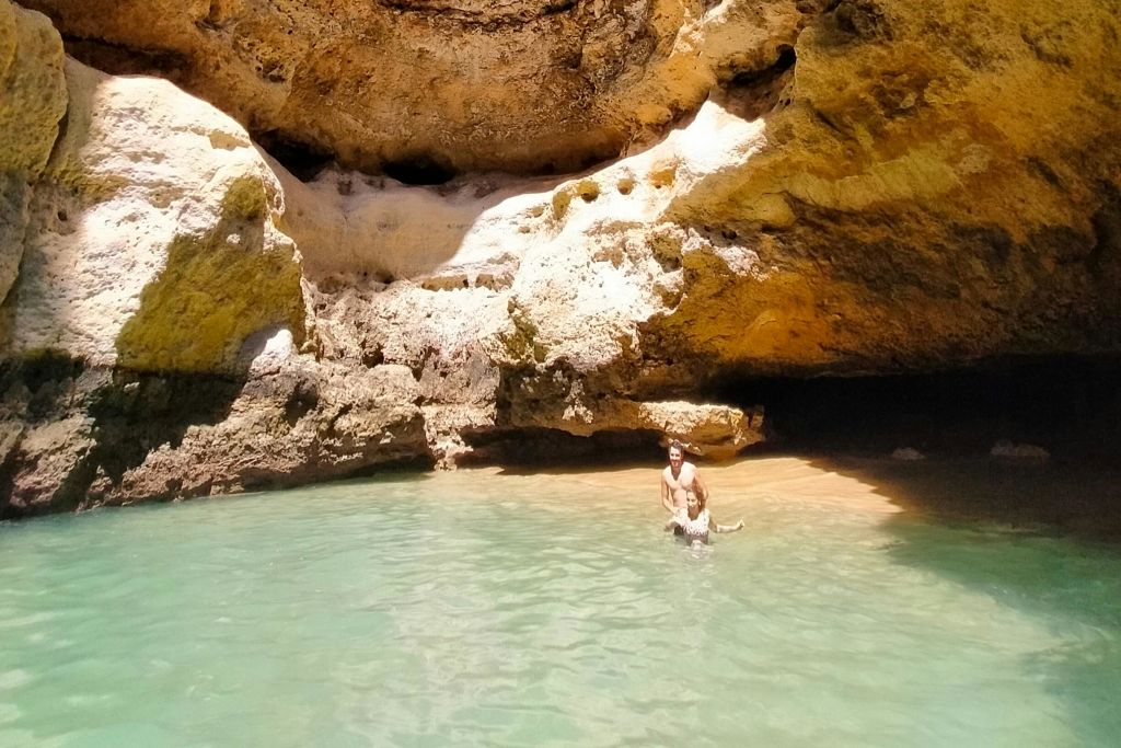 파라다이스 동굴