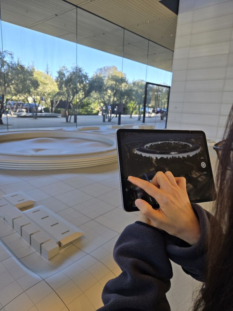 애플 파크 비지터 센터