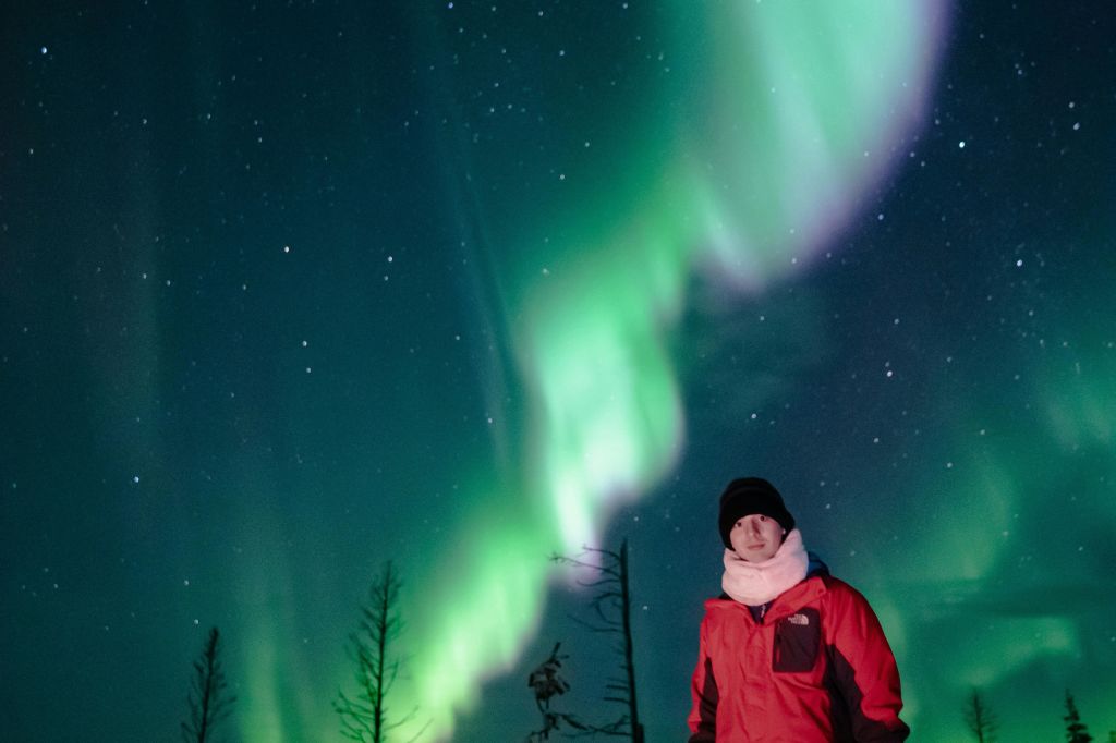 오로라를 배경으로 인생샷 찍기