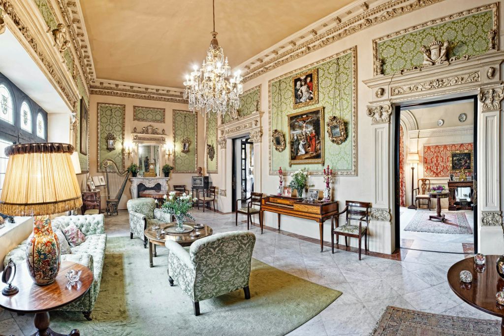 살론팔라시오델비레이라세르나