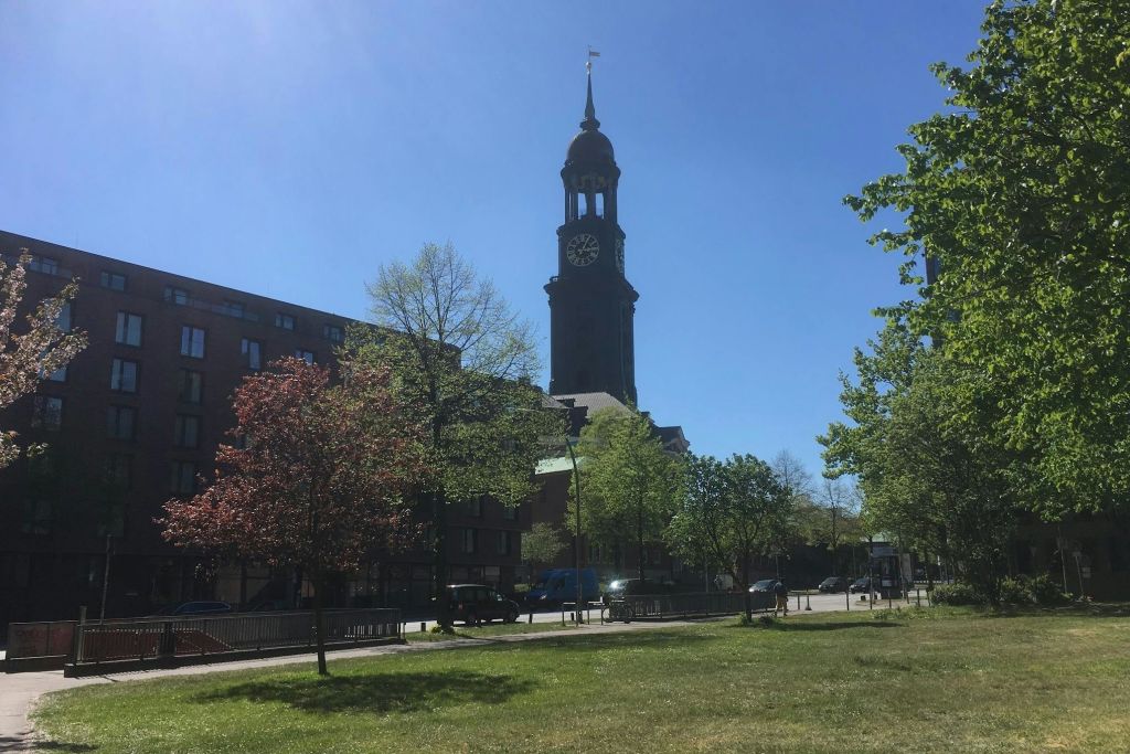 성 미카엘 교회의 탑, 잉글리시 플랭크 1, 바로크 교회