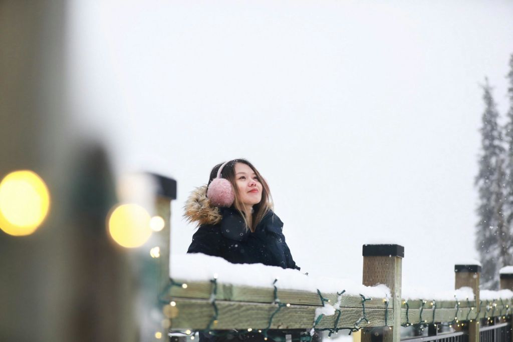 밴프 투어 - 에메랄드 산장 둘러보기