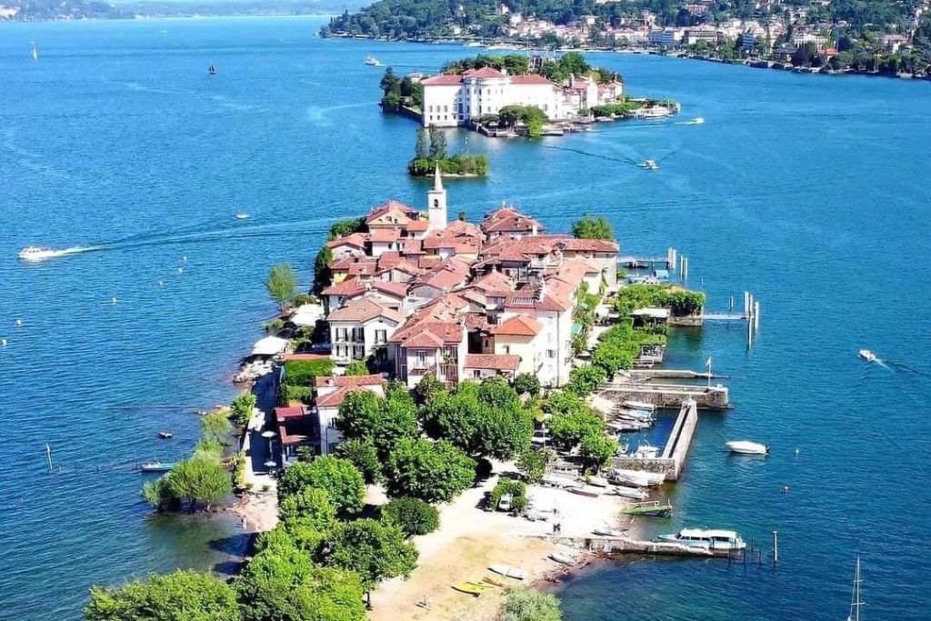 아름다운 섬과 어부