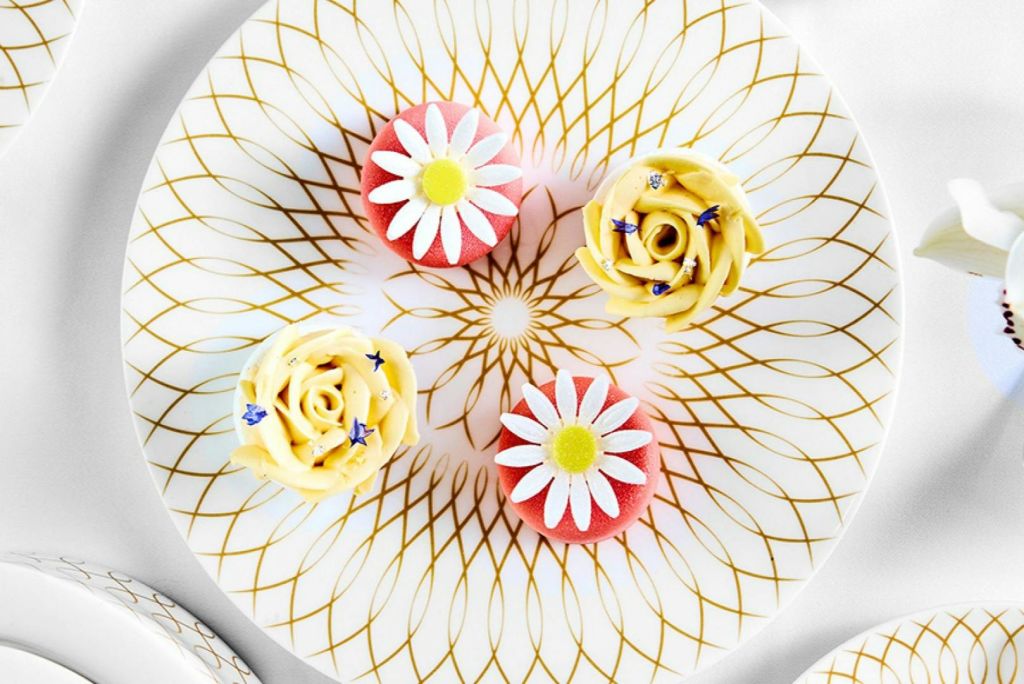 플라톤에서 즐기는 애프터눈 티 (무제한 차와 커피 포함)