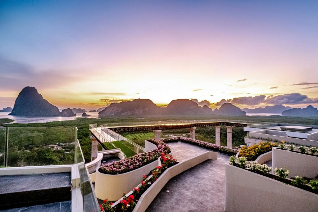 스카이워크 너머 낭시 전망대에서 즐기는 사멧 낭시 입장권