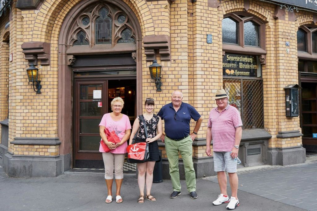 어드벤처 월드 투어