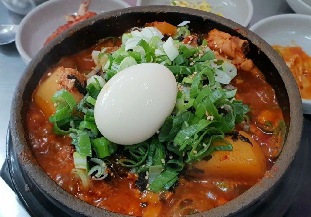 송림 식당 본점