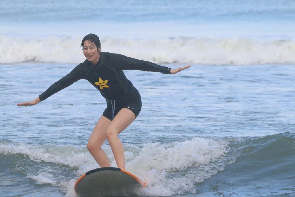 초보자를 위한 최고의 파도 타기 코스튬