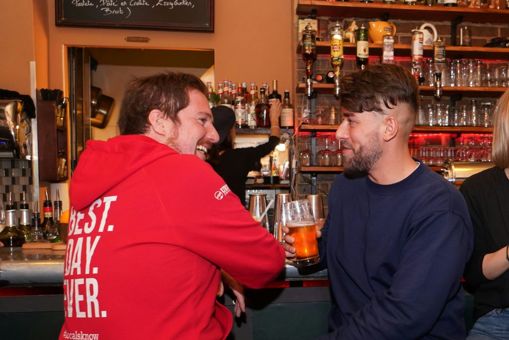 가이드가 있는 바 이미지