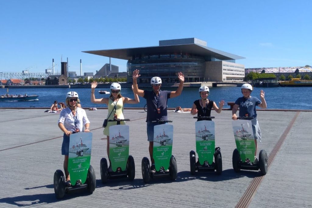 로열 오페라 하우스는 언제나 멋진 사진 촬영 장소입니다!