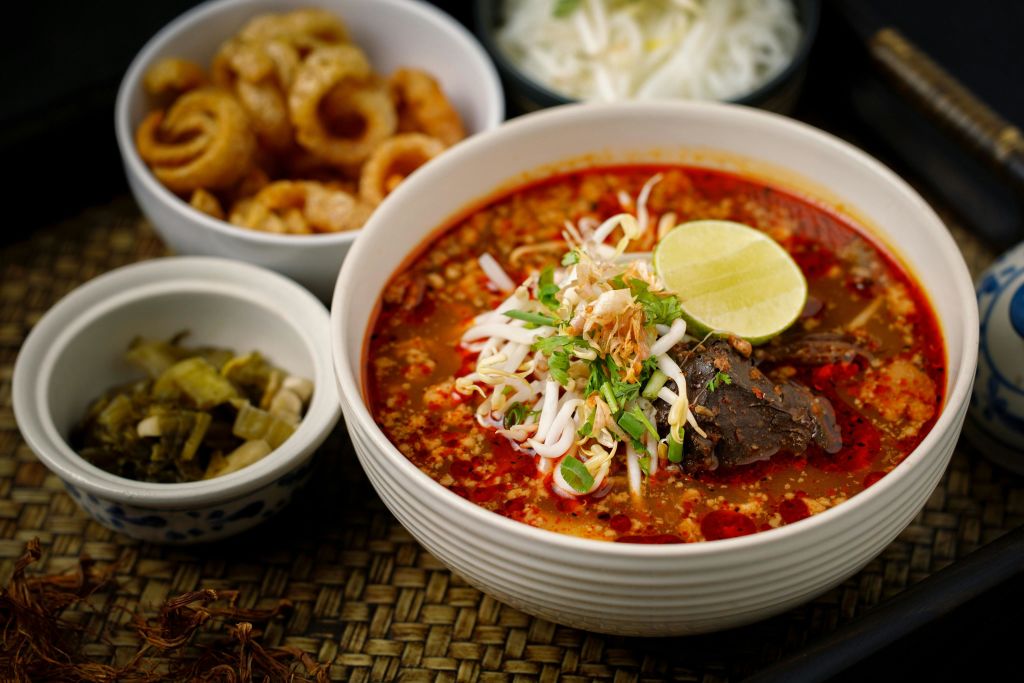 치앙마이에서 즐기는 란나 식사