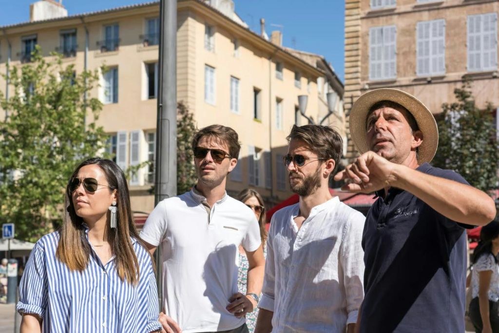 가이드와 함께하는 카시스 투어