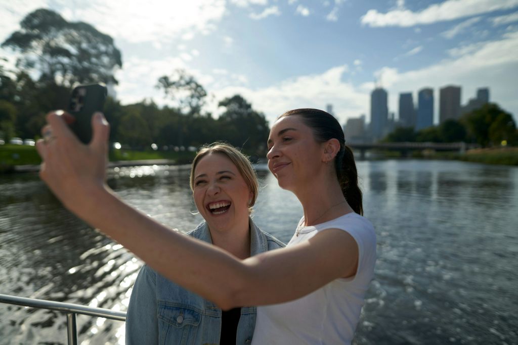 크루즈를 타고 즐기는 사진 촬영