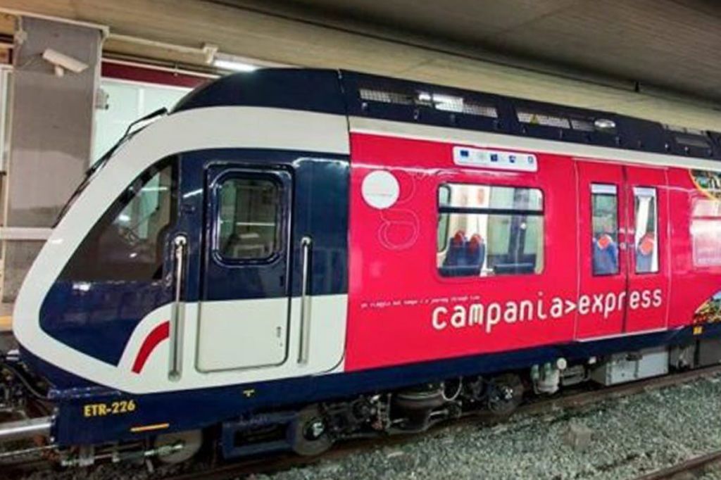 캄파니아 고속 열차