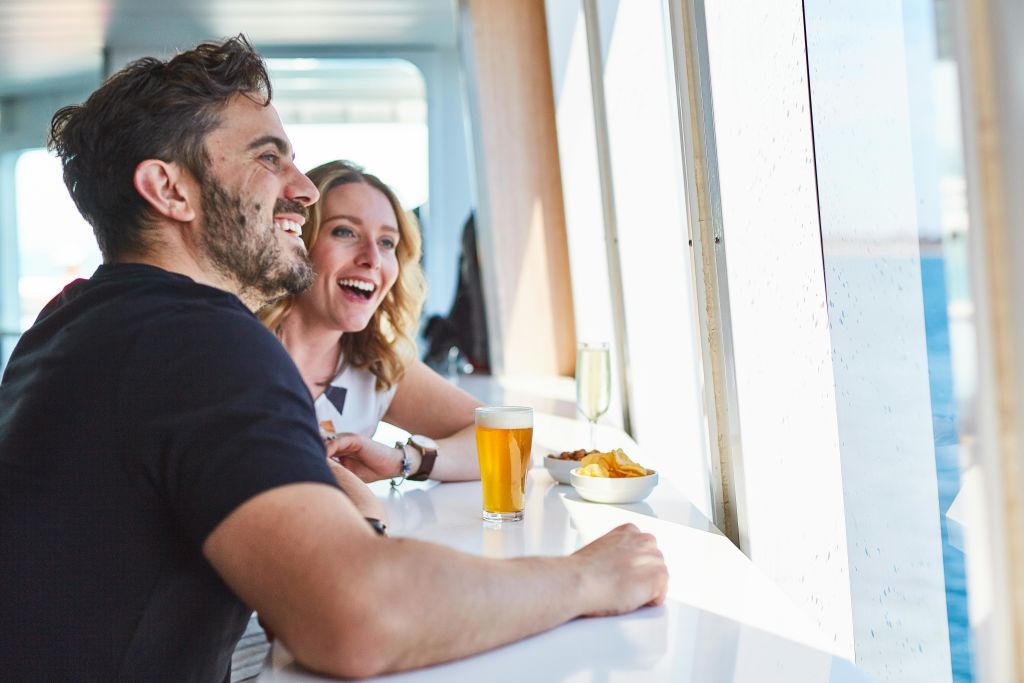 선상에서 즐기는 점심