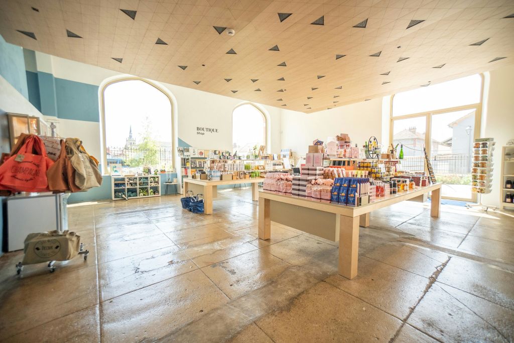 무료 이용권으로 쇼핑하기