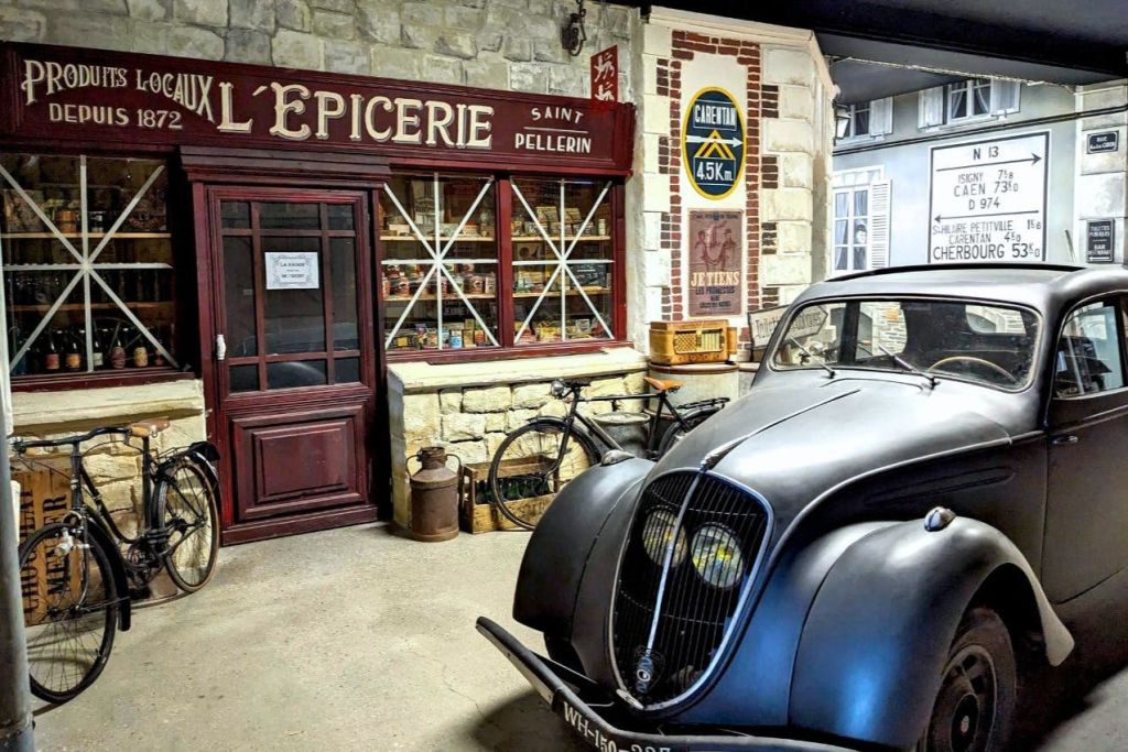 박물관 입구 홀