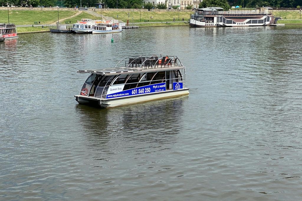 쌍동선 퀸 에바