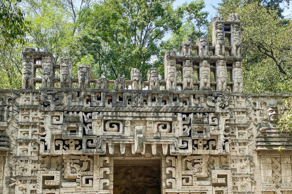 국립인류학 박물관