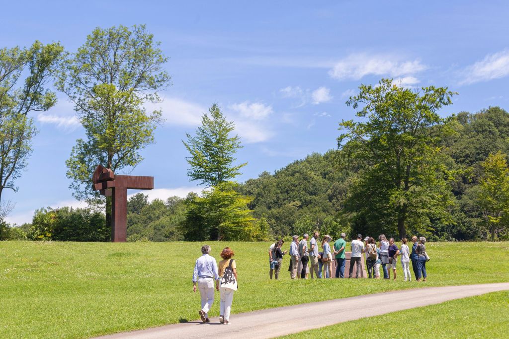 Visita guiada jardin Chillida Leku