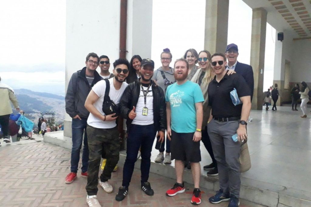 몬세라테 투어 (티켓 포함)