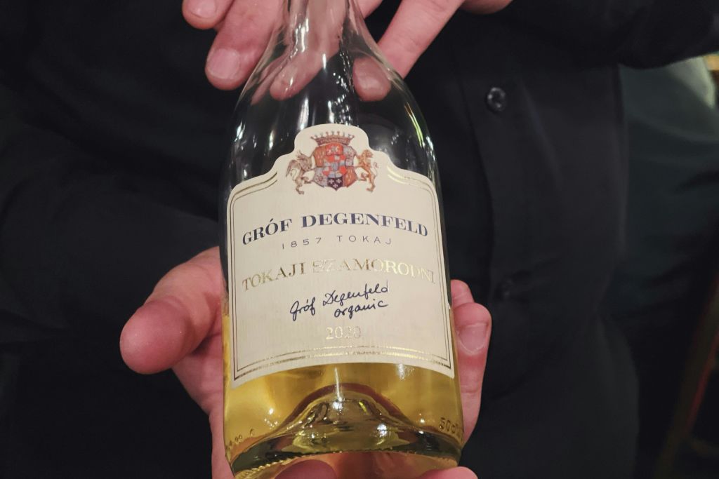 화이트 와인 (토카이)