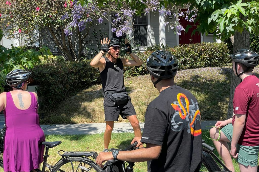 톡톡 튀는 인사이더 스토리를 만나보세요