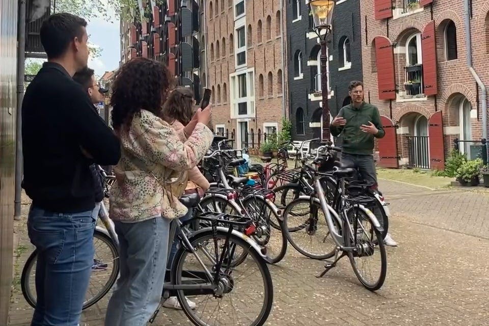 잔세스칸스 가이드 투어