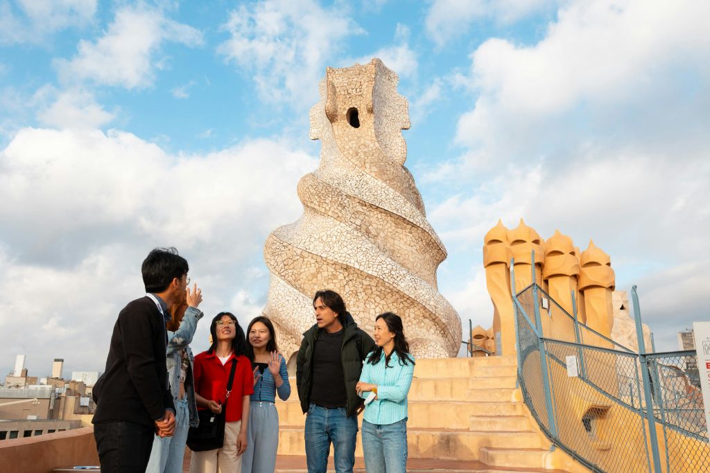 라 페드레라 옥상 투어